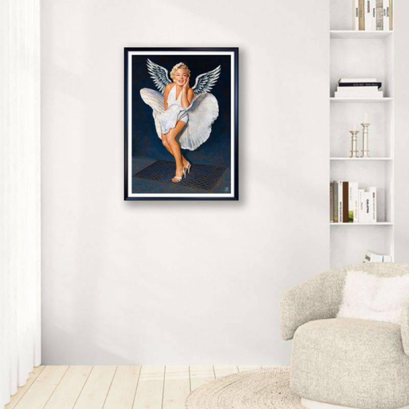 Fly Marilyn1